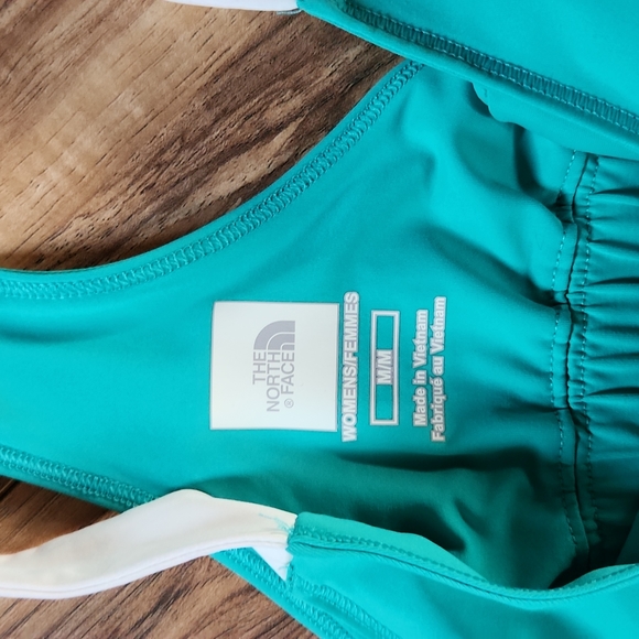 North Face workout tank - Picture 3 of 3